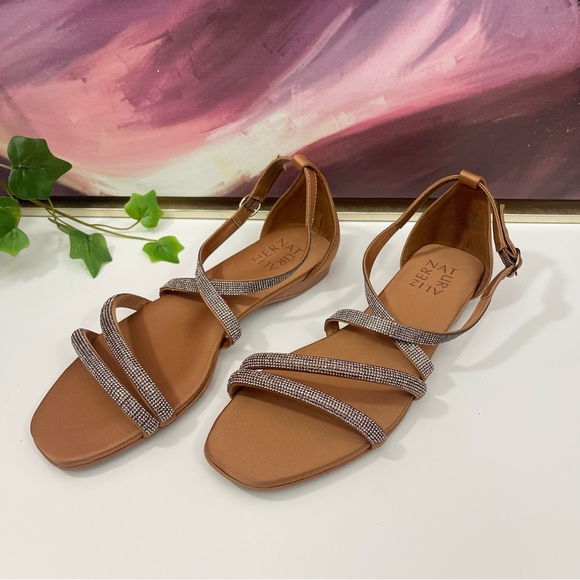 Naturalizer Sicily Strappy Flat Sandal in English Tea Brown Fabric Size 7.5 - Picture 7 of 13